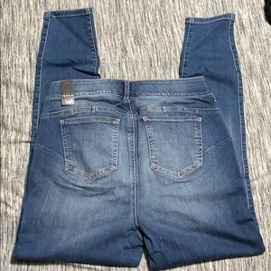 Bombshell skinny jeans